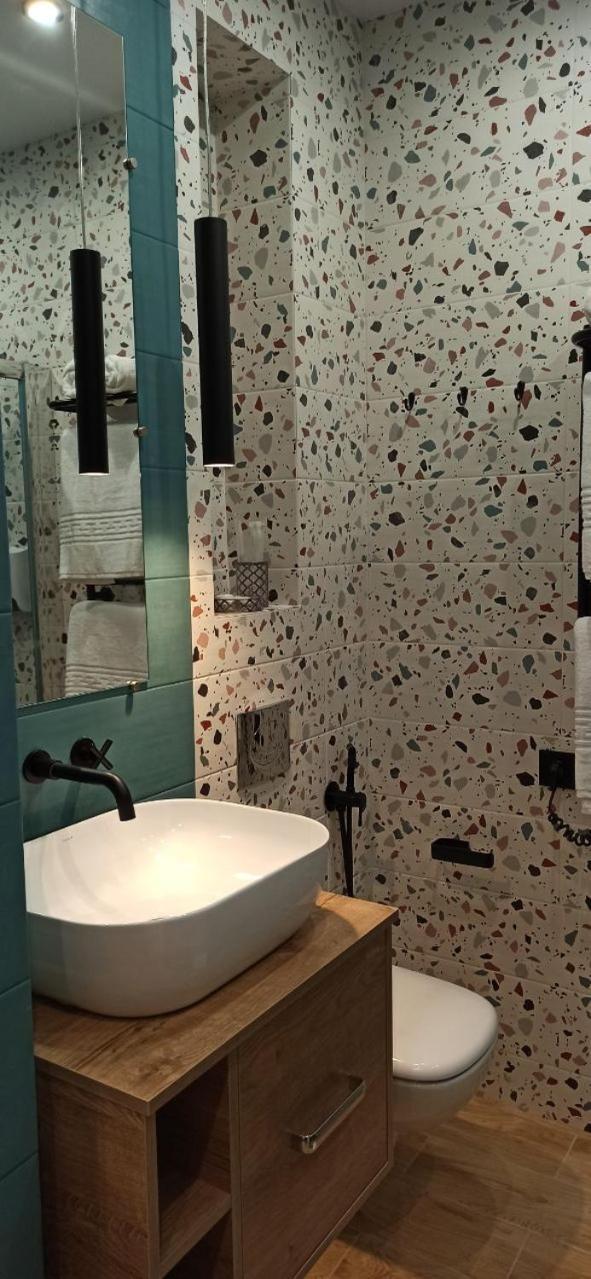 Citylife Boutique Hotel Harkiv Oda fotoğraf